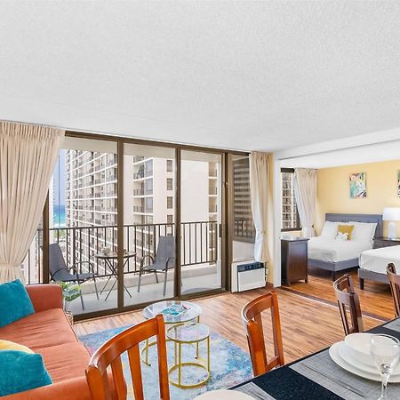 Beautiful 1Br, Steps To Waikiki Beach And Parking Honolulu Zewnętrze zdjęcie