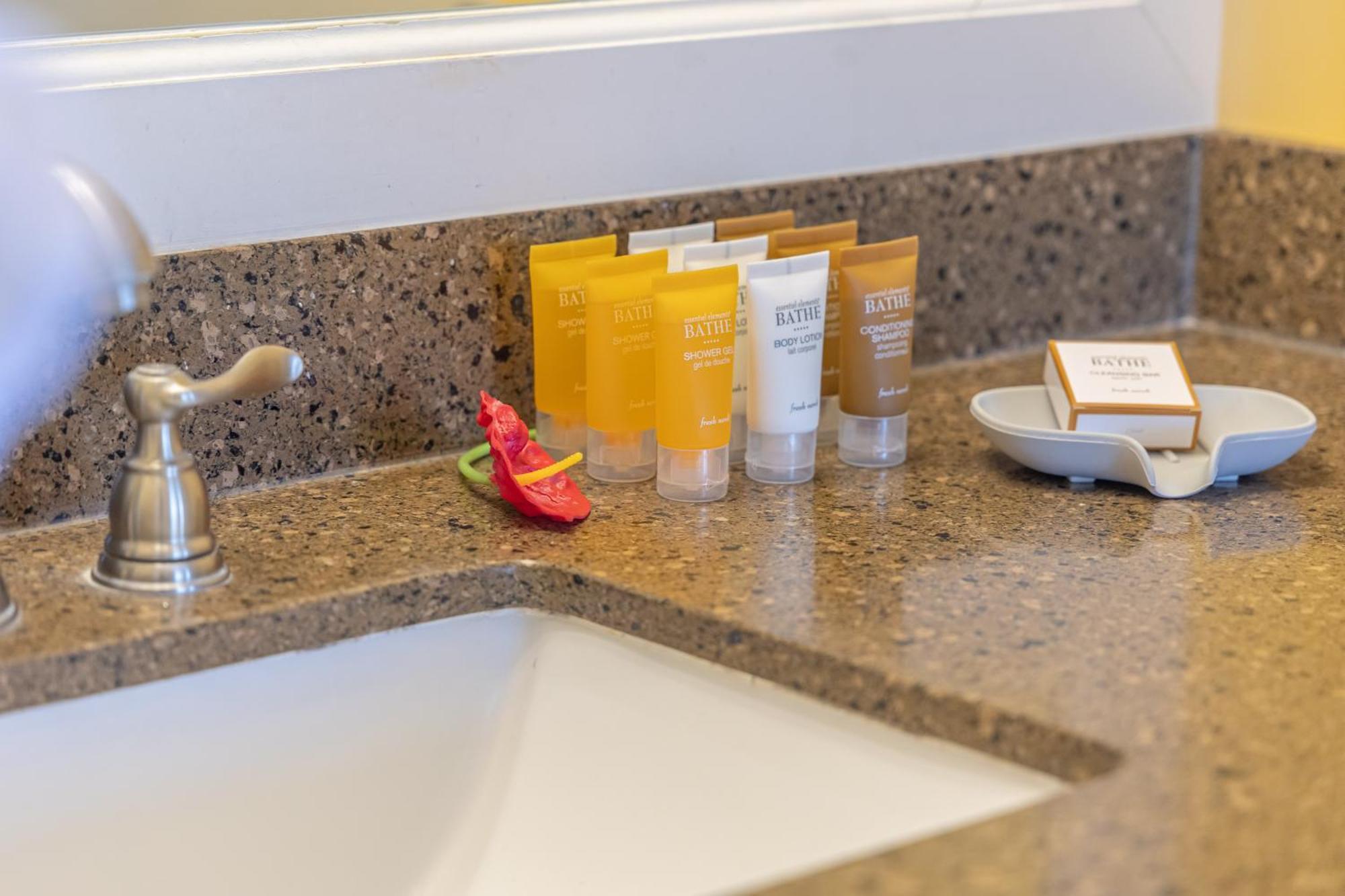 Beautiful 1Br, Steps To Waikiki Beach And Parking Honolulu Zewnętrze zdjęcie