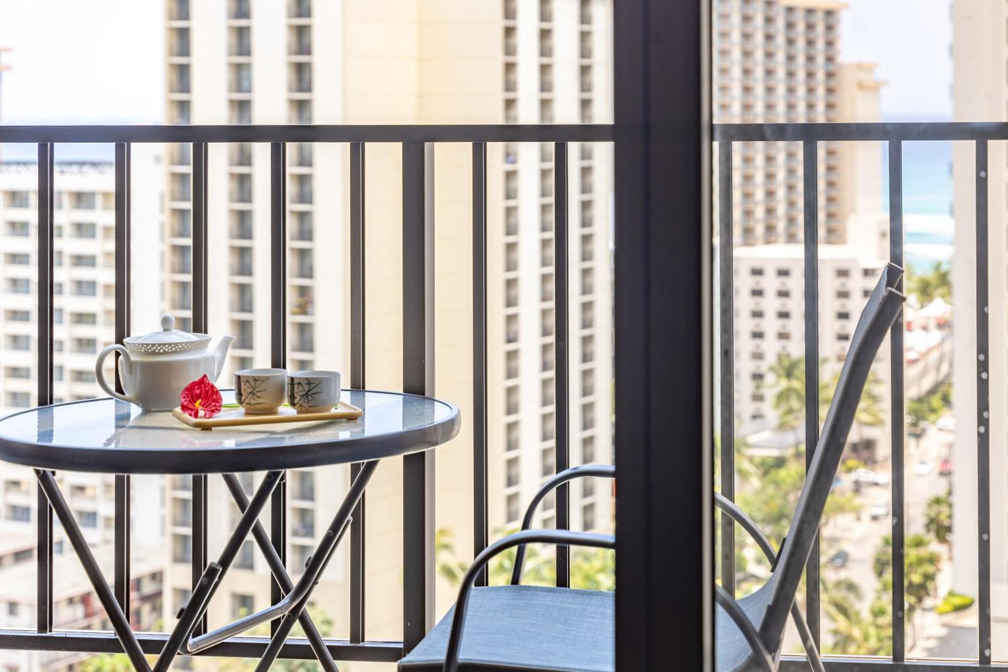Beautiful 1Br, Steps To Waikiki Beach And Parking Honolulu Zewnętrze zdjęcie