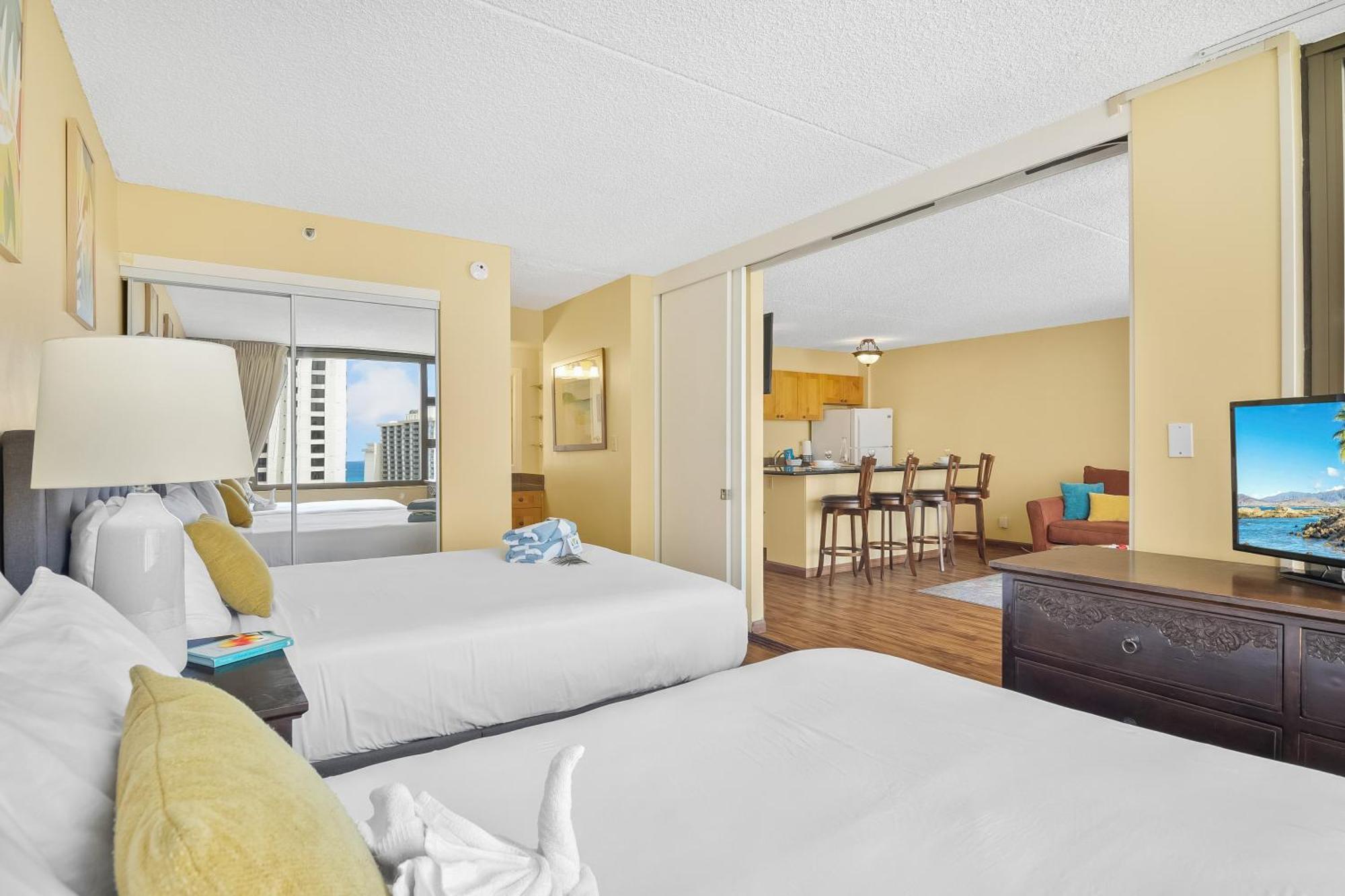 Beautiful 1Br, Steps To Waikiki Beach And Parking Honolulu Zewnętrze zdjęcie
