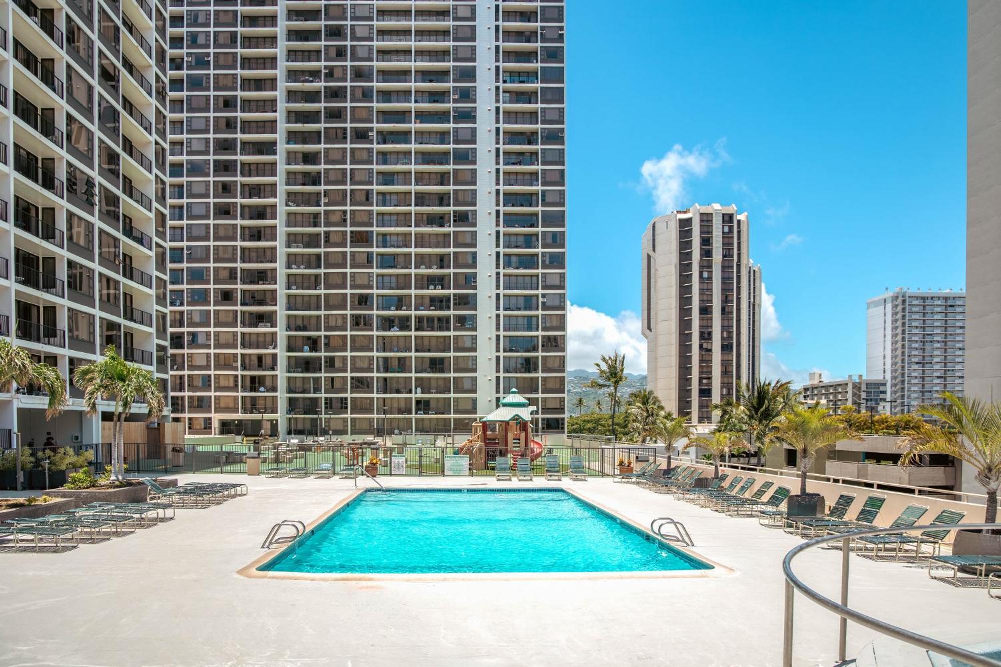 Beautiful 1Br, Steps To Waikiki Beach And Parking Honolulu Zewnętrze zdjęcie