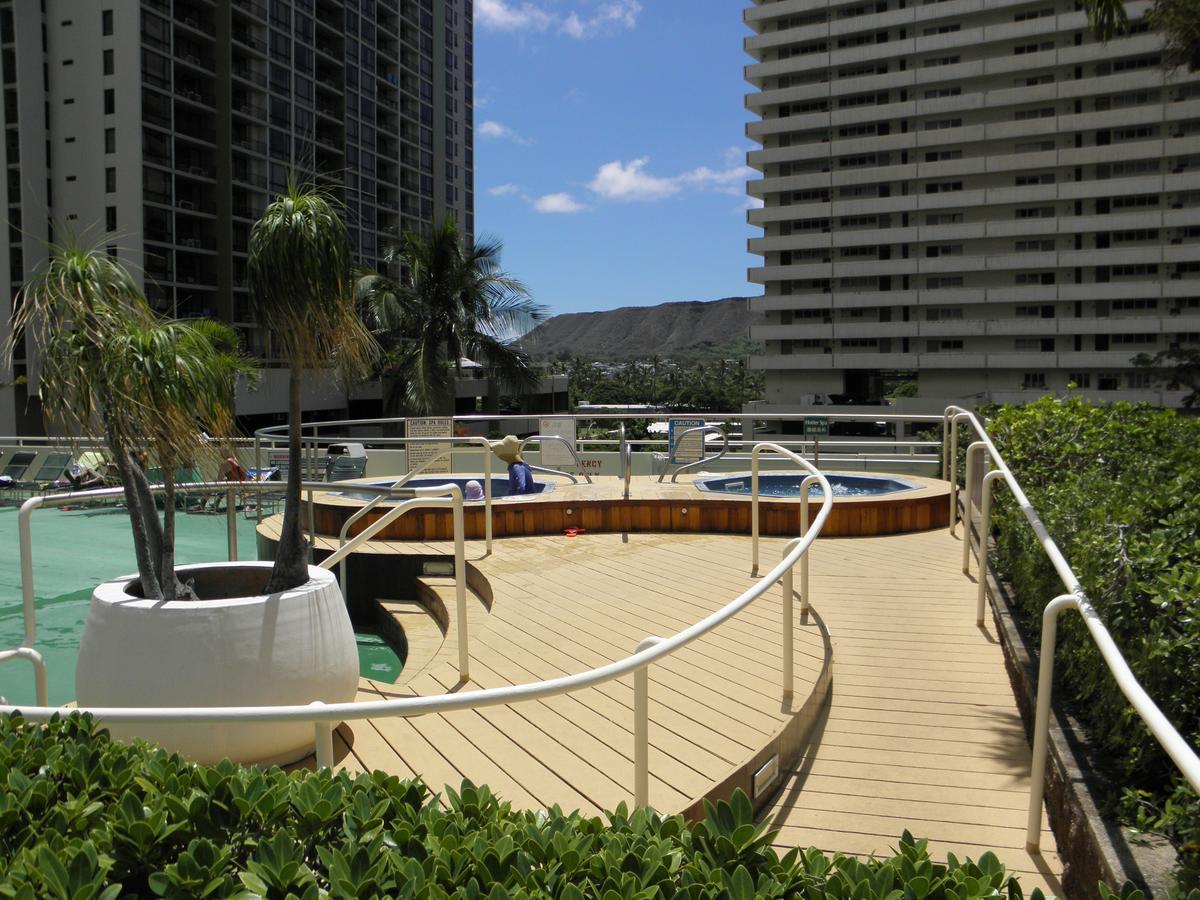 Beautiful 1Br, Steps To Waikiki Beach And Parking Honolulu Zewnętrze zdjęcie